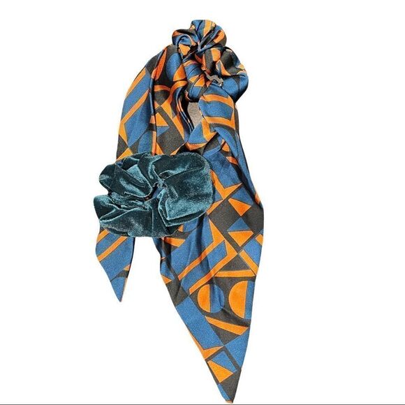 Hair bundle 3 scrunches with matching scrunchy scarfs. - Picture 6 of 12